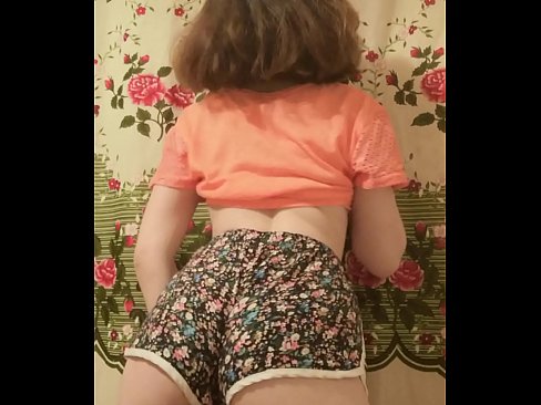❤️ Giovane pupa sexy fa uno striptease riprendendo i suoi pantaloncini alla telecamera ❤❌ Video di sessoal it.xxxpornolive.ru