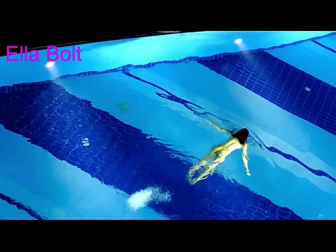 ❤️ Non posso smettere di guardare, giovane bionda catturata nuotare nuda nella piscina del resort ELLA BOLT ❤❌ Video di sessoal it.xxxpornolive.ru